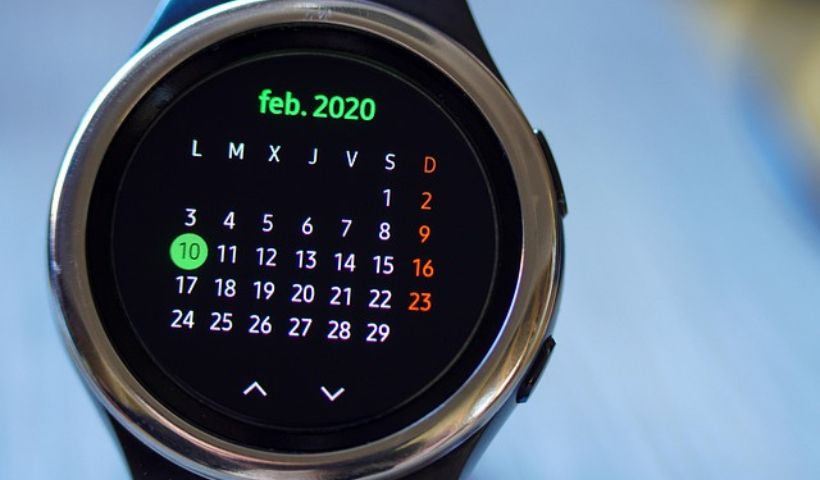smartwatch with long battery life for fitness tracking